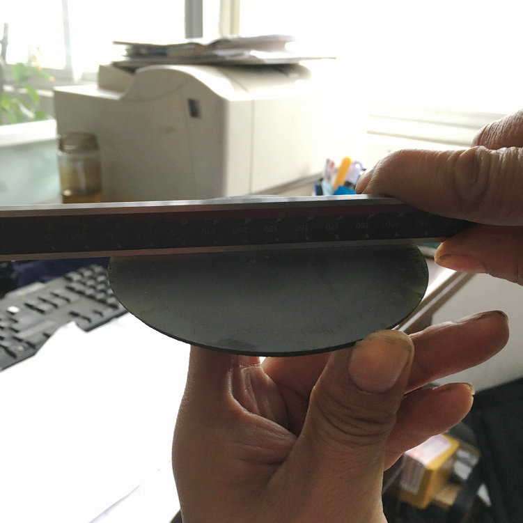 加工實例：泰州晨虹CHSX5620-XW數控金剛石線雙絲筒機床切割直徑100mm碳化硅效果